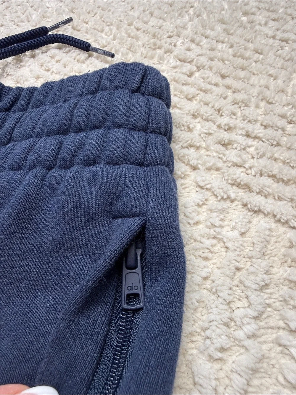 ALO YOGA Make Waves Sweatpants Navy Tonal Size XS